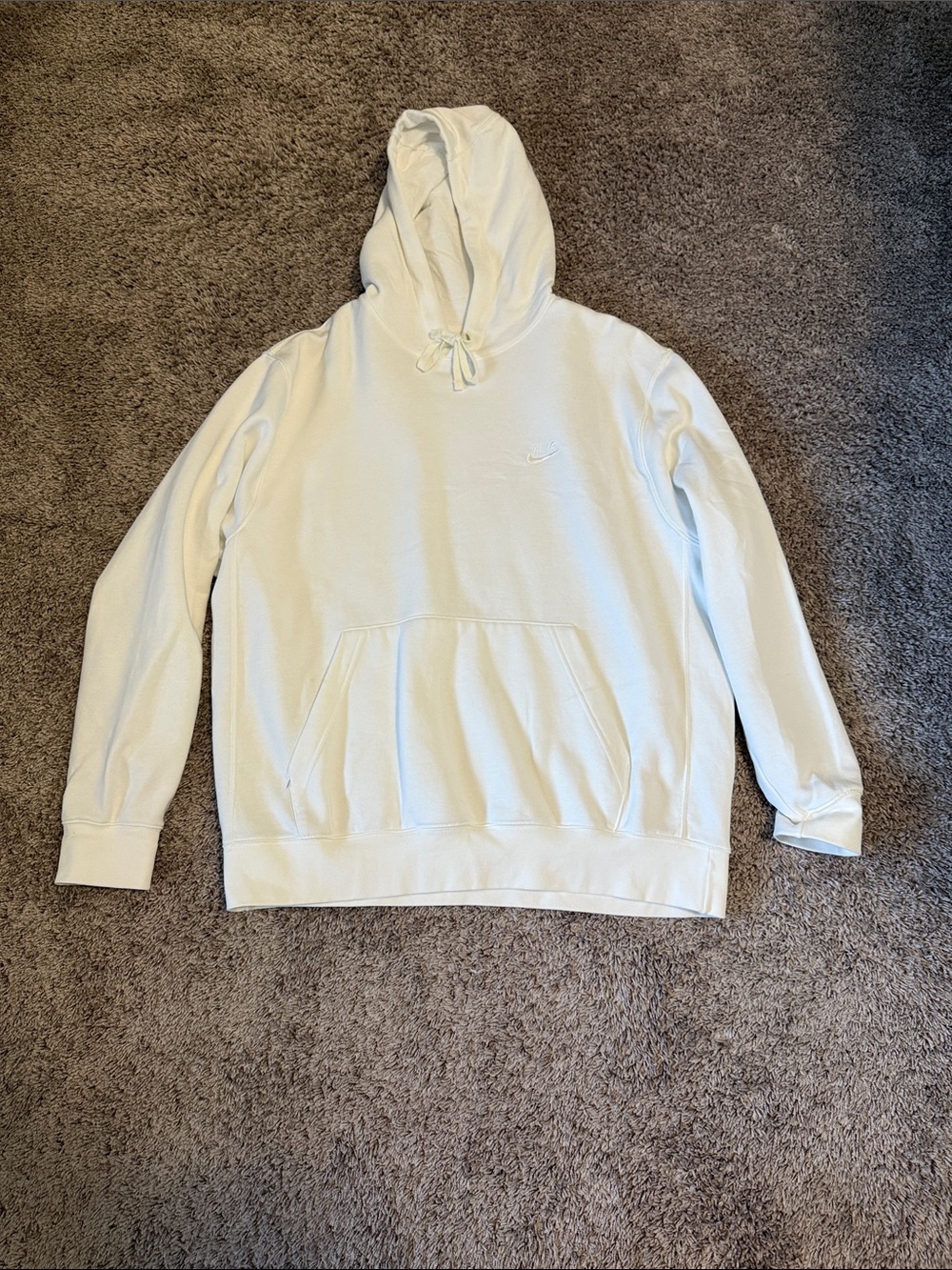 Nike Men’s Cream Pullover Hoodie